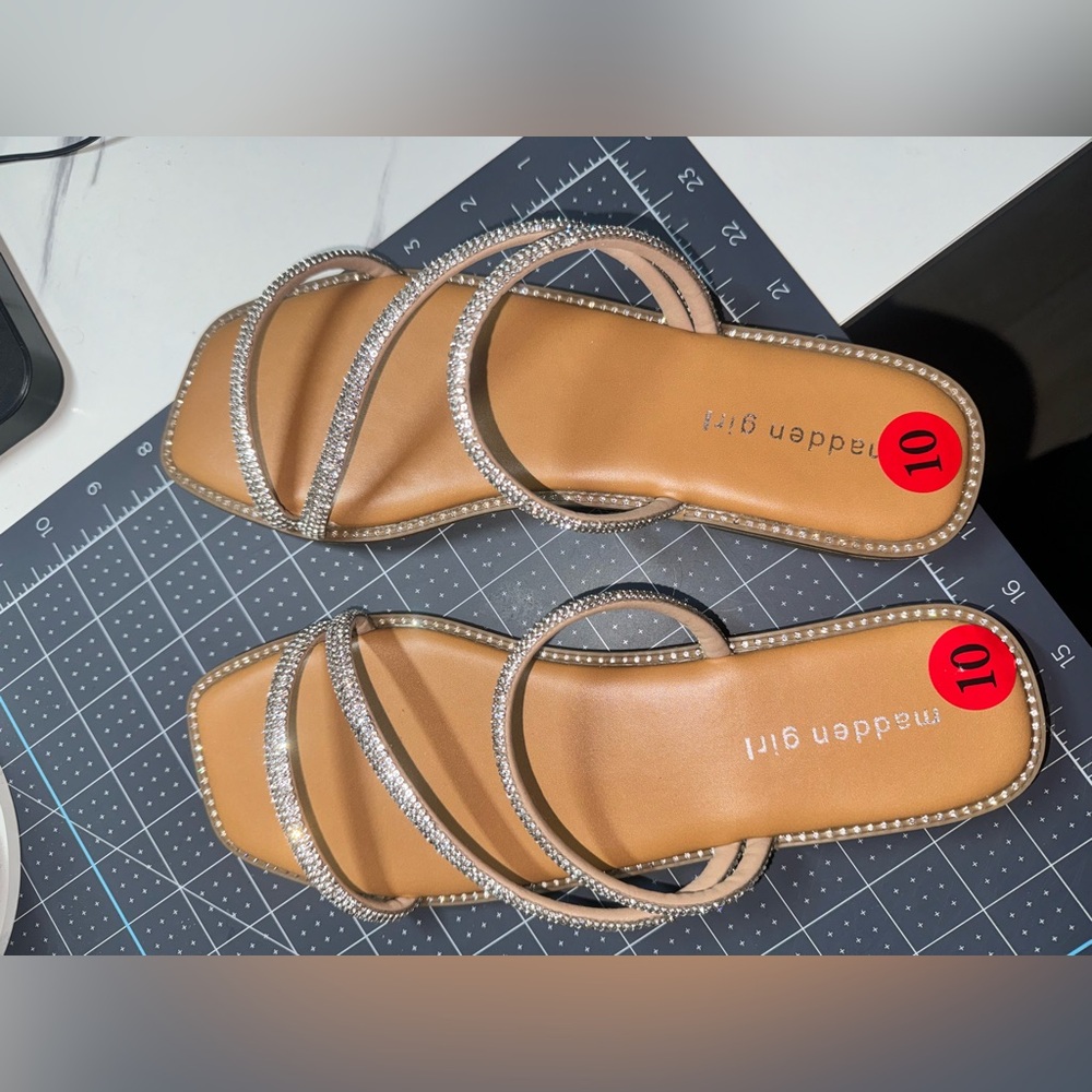 madden girl sandals
